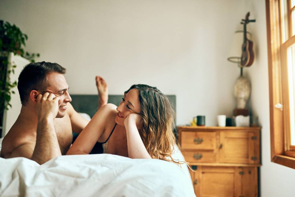El arte de conectar con la pareja en la cama... con una buena conversación | BuenaVida | EL PAÍS